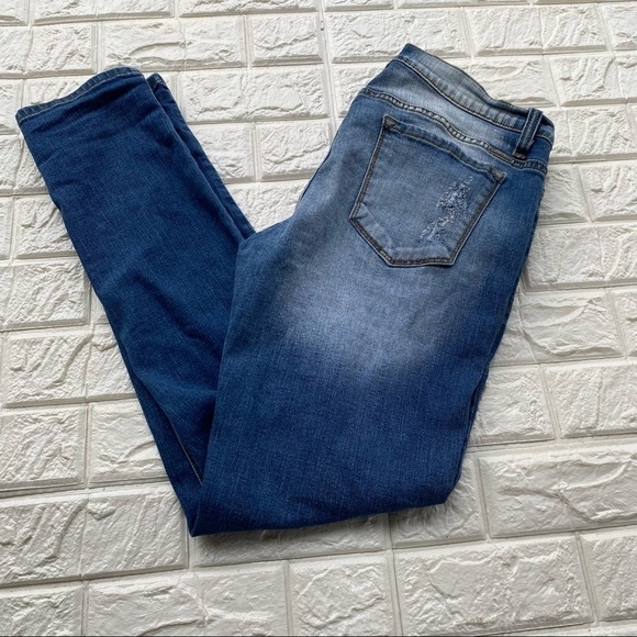 Kancan Highly Distressed Raw Hem Jeans size 31 - Picture 1 of 7